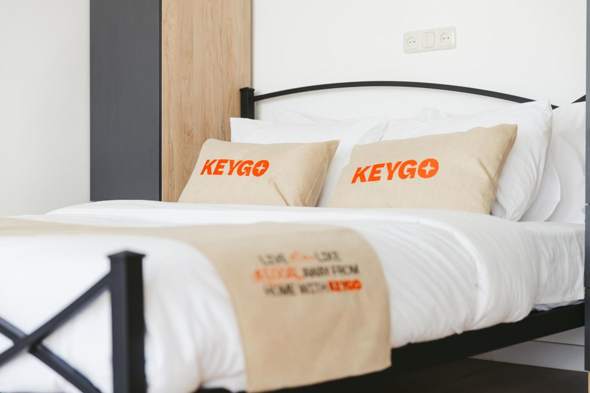 Keygo #0036 I 1 Bedroom I Balcony I City Center Apartment Erivan